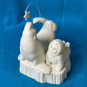 Dept. 56 Snowbabies “I Can Do That Too.” Retired Vintage Sea Lion w/Child